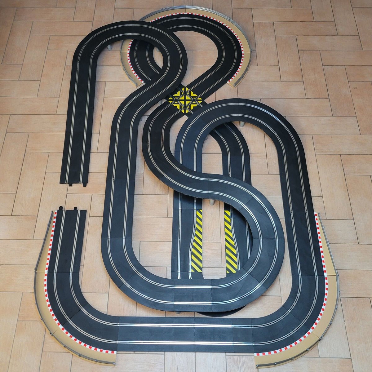 Scalextric Sport 1:32 Track Set - Huge Layout SPORT AS5 No Powerbase - Default Title - IF_A3DEDDE2