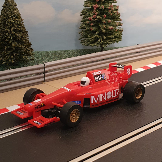 Scalextric 1:32 Car - Formula One F1 - Red Sonax Elf Minolta #8 #Z