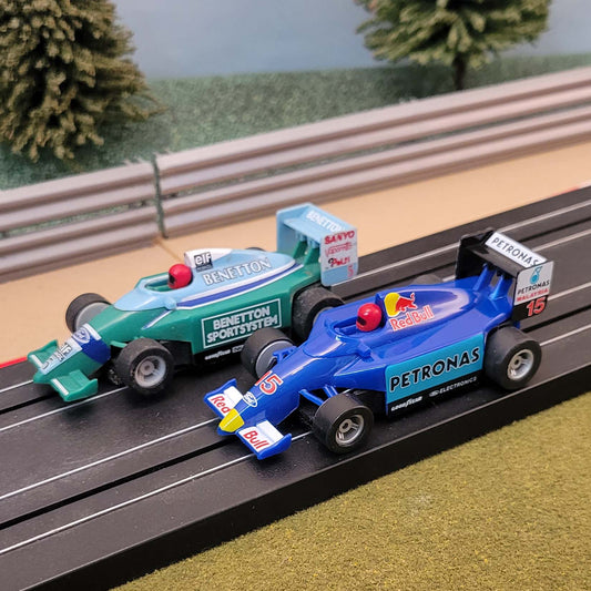 Micro Scalextric Pair 1:64 Cars - F1 Benetton #5 & Red Bull 15