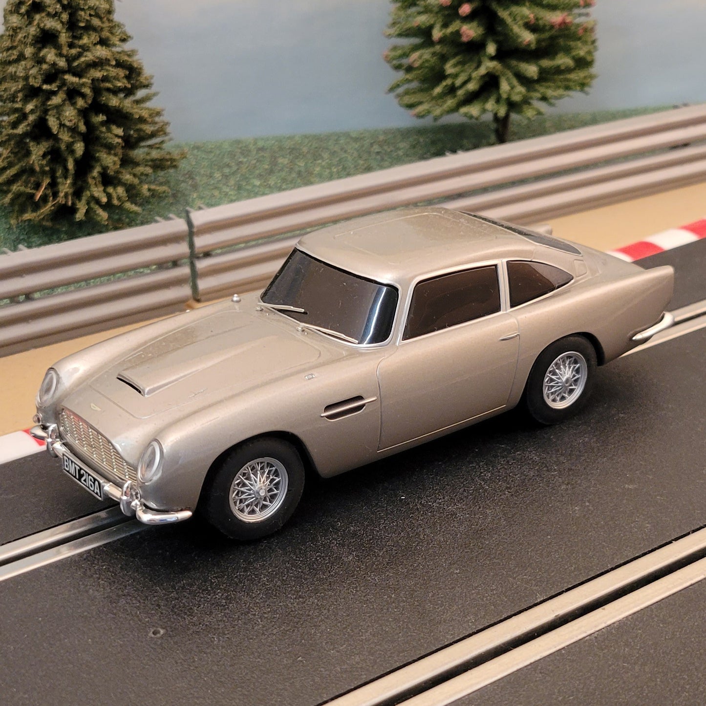 Scalextric 1:32 Car - James Bond 007 Aston Martin DB5 #HMA