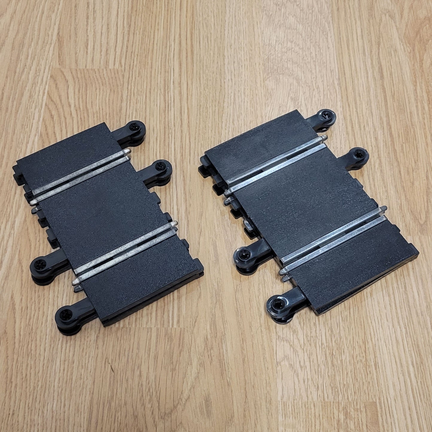Scalextric Classic 1:32 Track - Quarter Straight C157 PT57 x 2 C158 PT58 x 2 #A