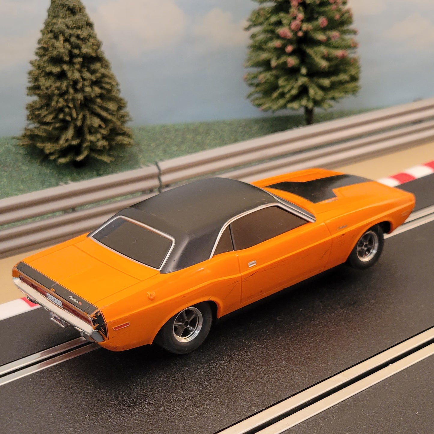 Coche Scalextric 1:32 - C3373 Dodge Challenger Naranja - Rápido y Furioso #SK