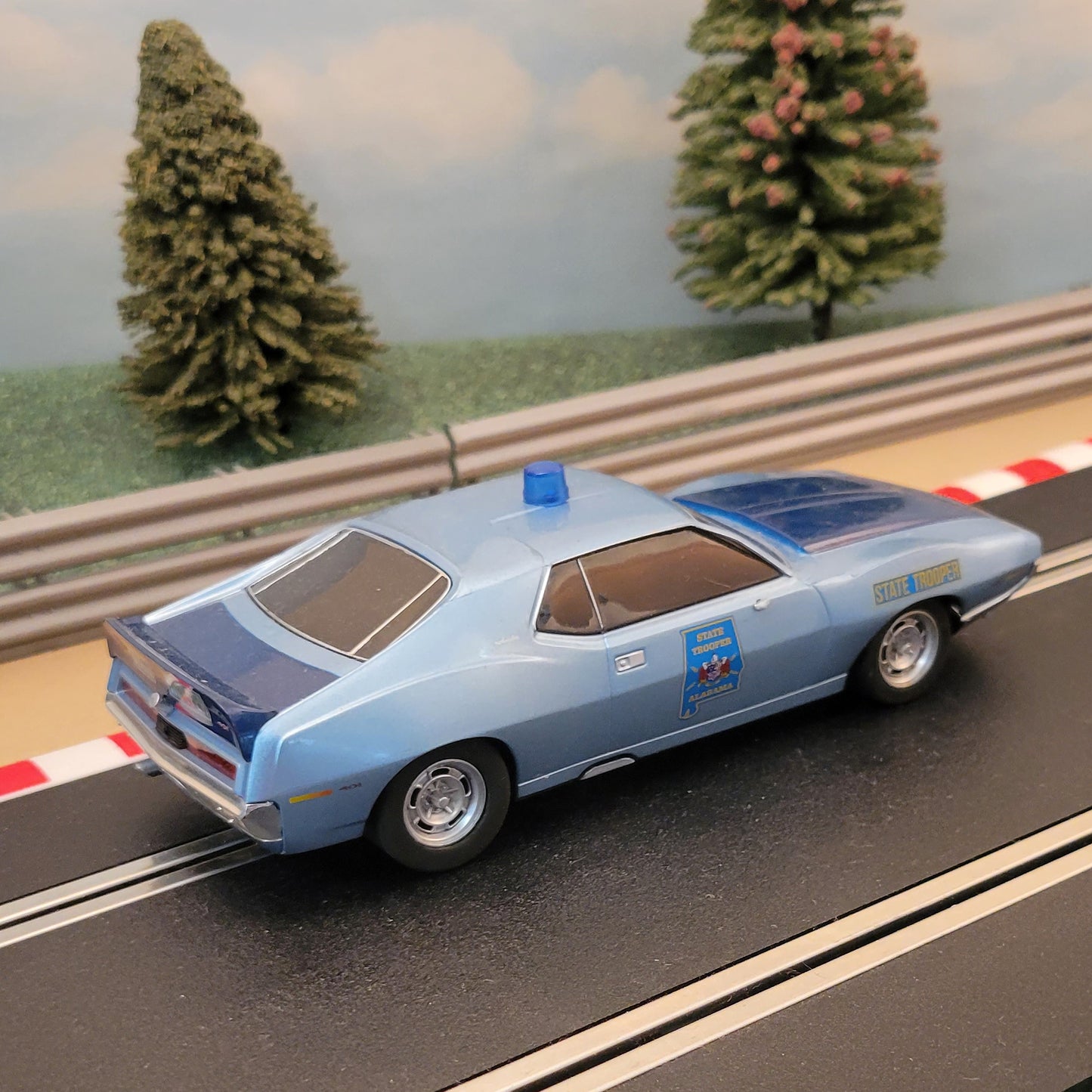Scalextric 1:32 Car - C4058 AMC Javelin State Trooper Police *LIGHTS & SIREN* #J