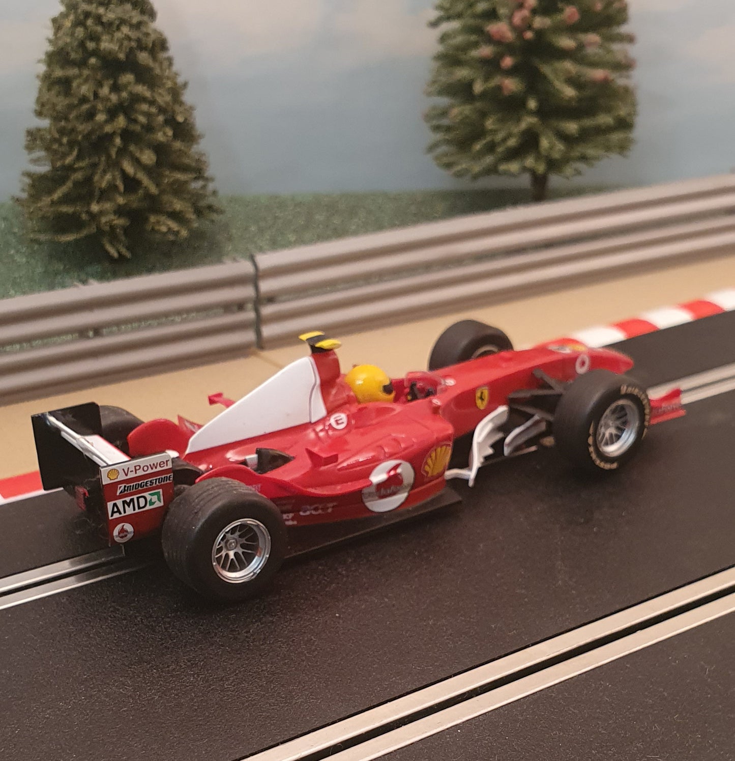 Scalextric 1:32 Digital Car - C2752D F1 Ferrari F2004 F Massa #6 #Q