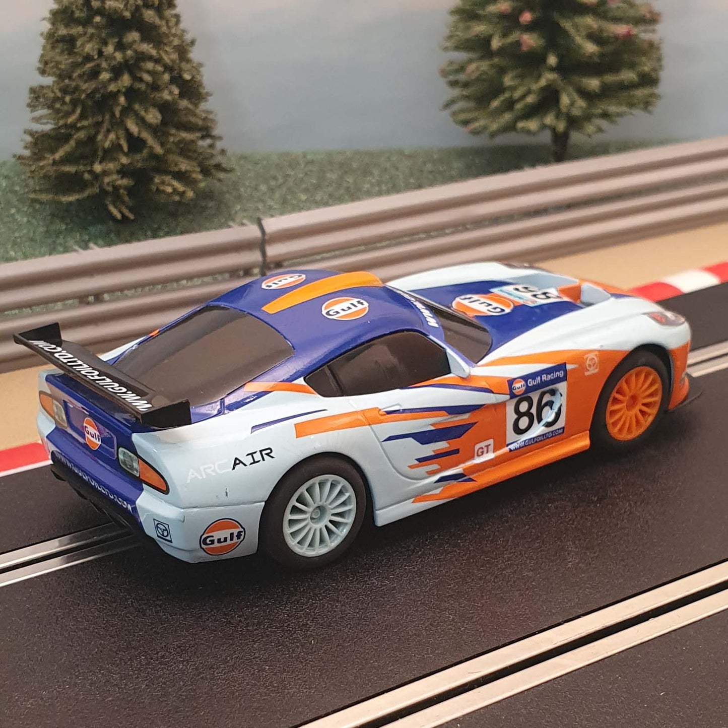 Scalextric 1:32 Car - GT Lightning Gulf #86