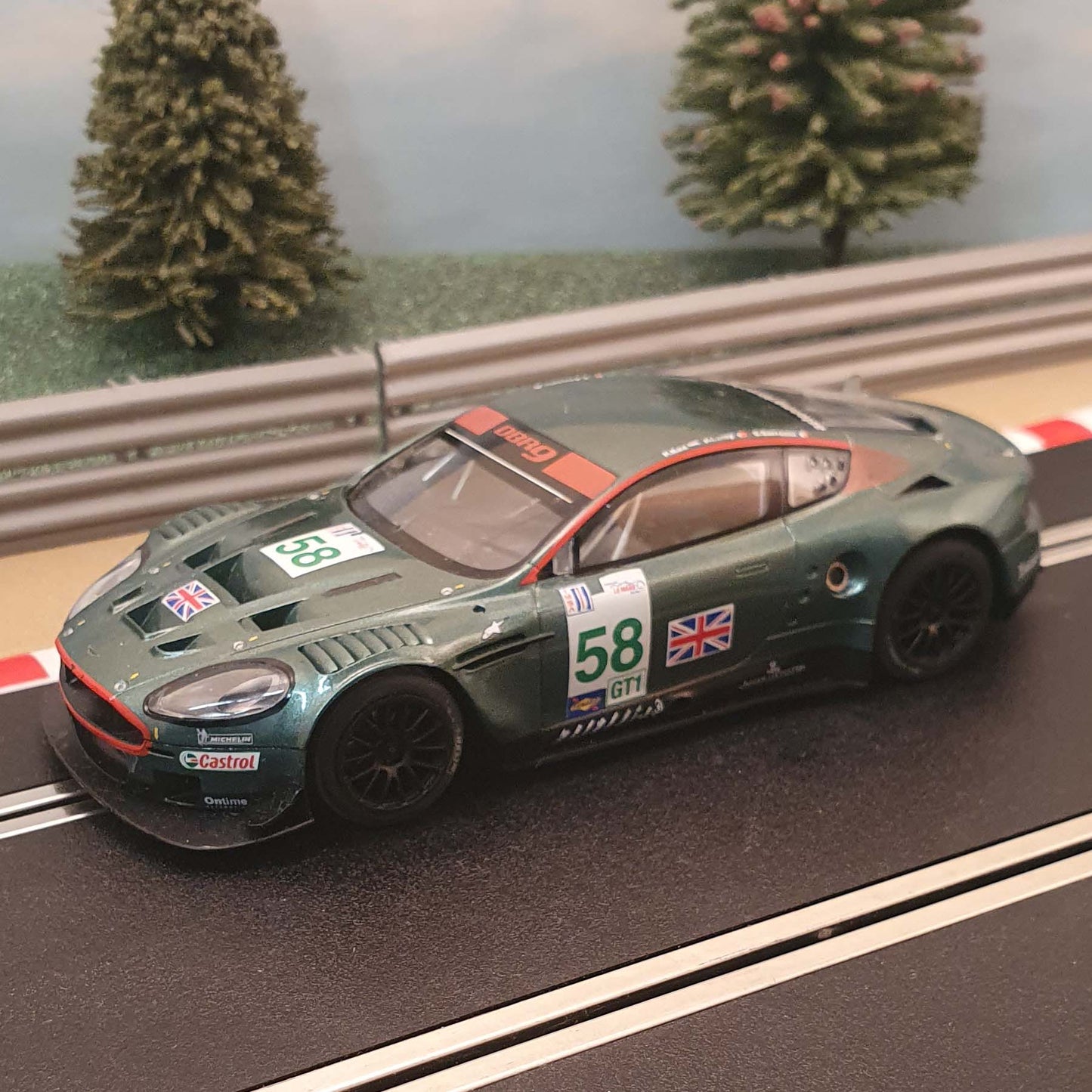 Scalextric 1:32 Digital Car - C2758D Aston Martin DBR9 #58 *LIGHTS* #Z