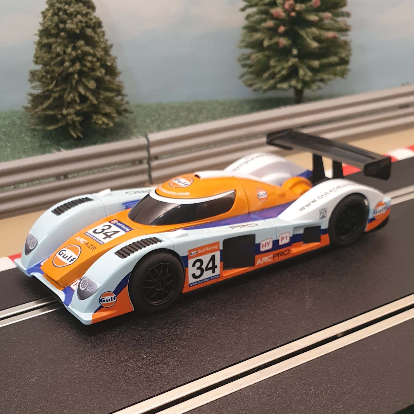 Scalextric 1:32 Car - Le Mans Prototype Gulf Racing Car #34 #E