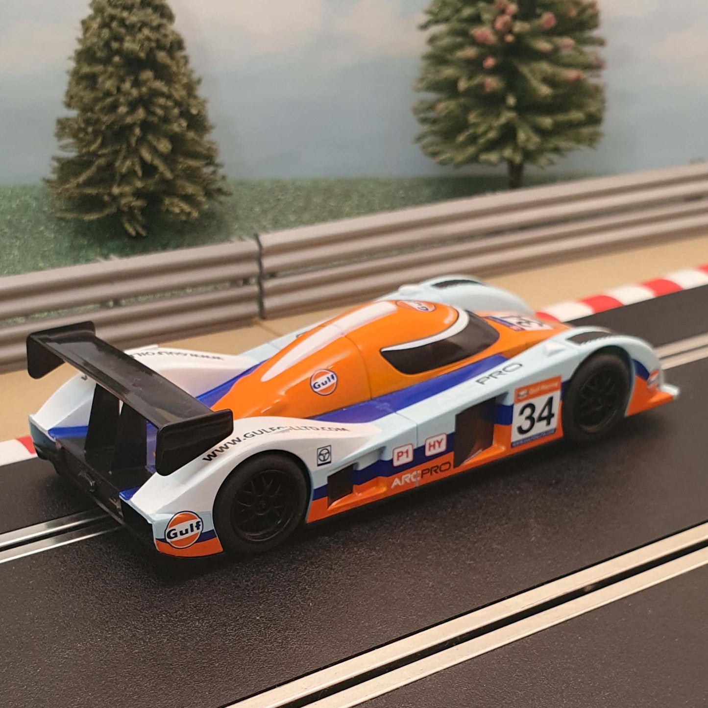 Scalextric 1:32 Car - Le Mans Prototype Gulf Racing Car #34 #E