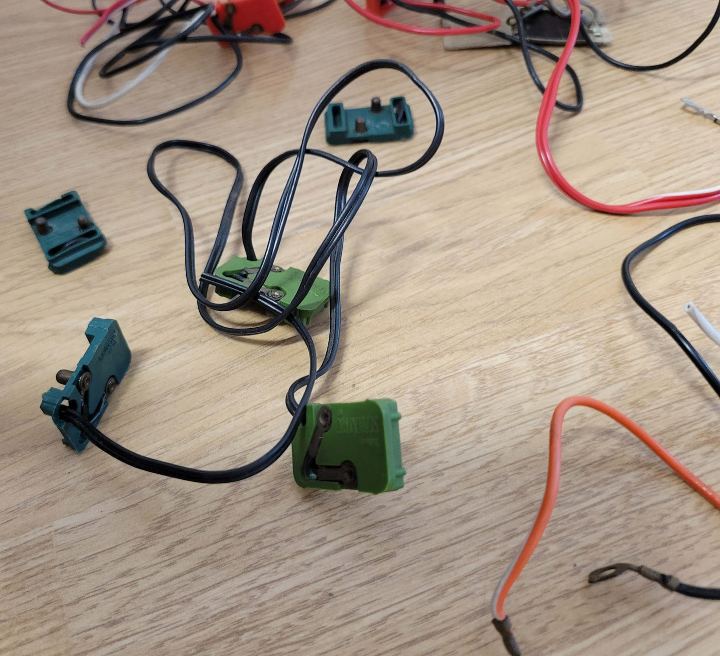 Scalextric Spares - A266 Cables / Wiring Harness / Plugs #C