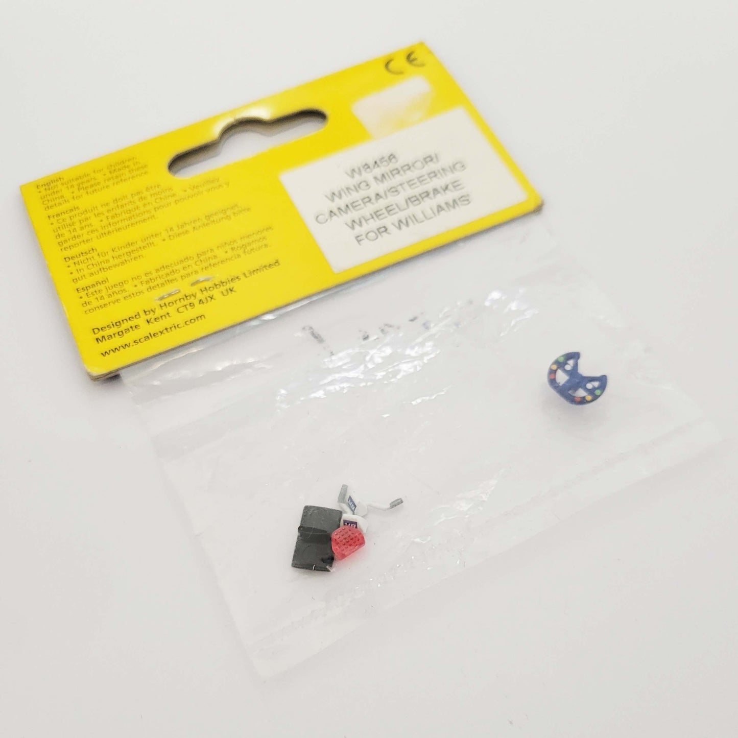 Scalextric 1:32 Car Parts - W8456 Williams F1 Wing Mirror Steering Wheel Brake