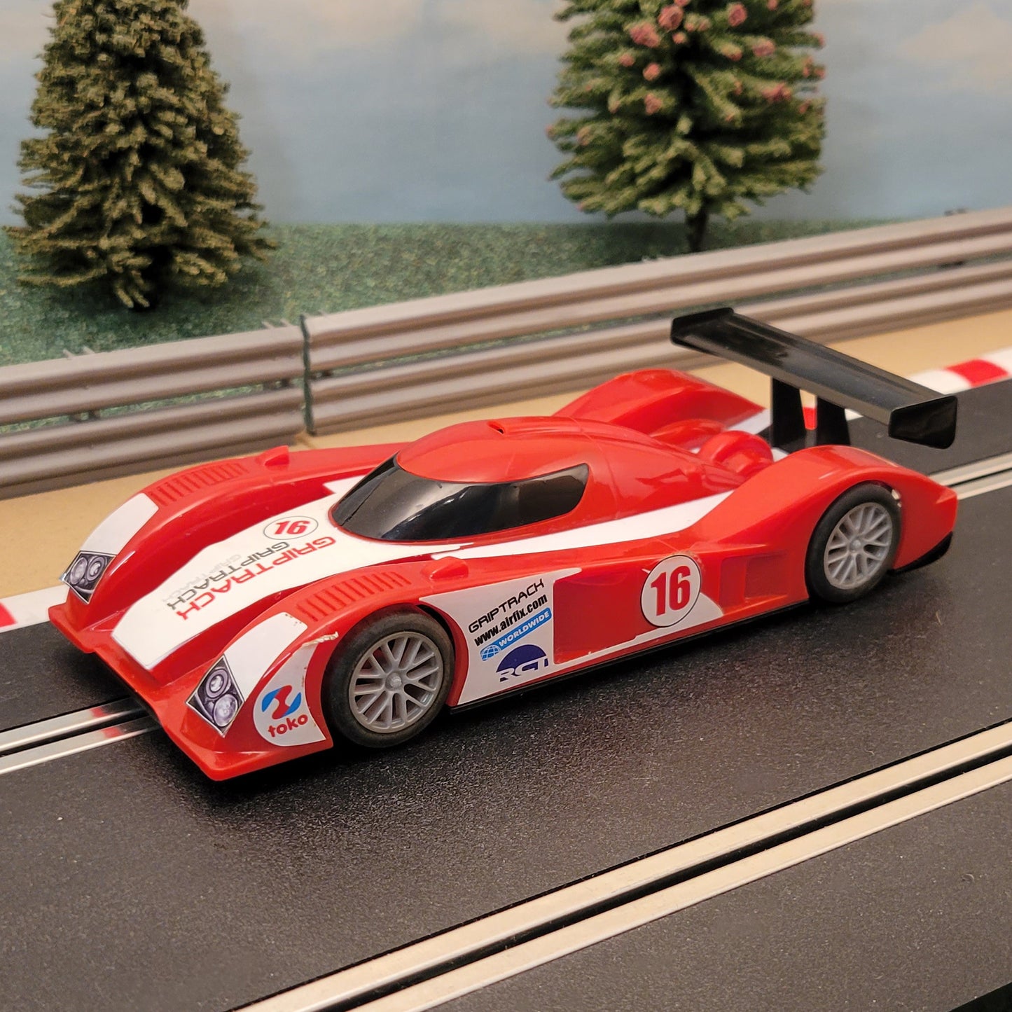 Scalextric 1:32 Start Car - Red Le Mans Prototype