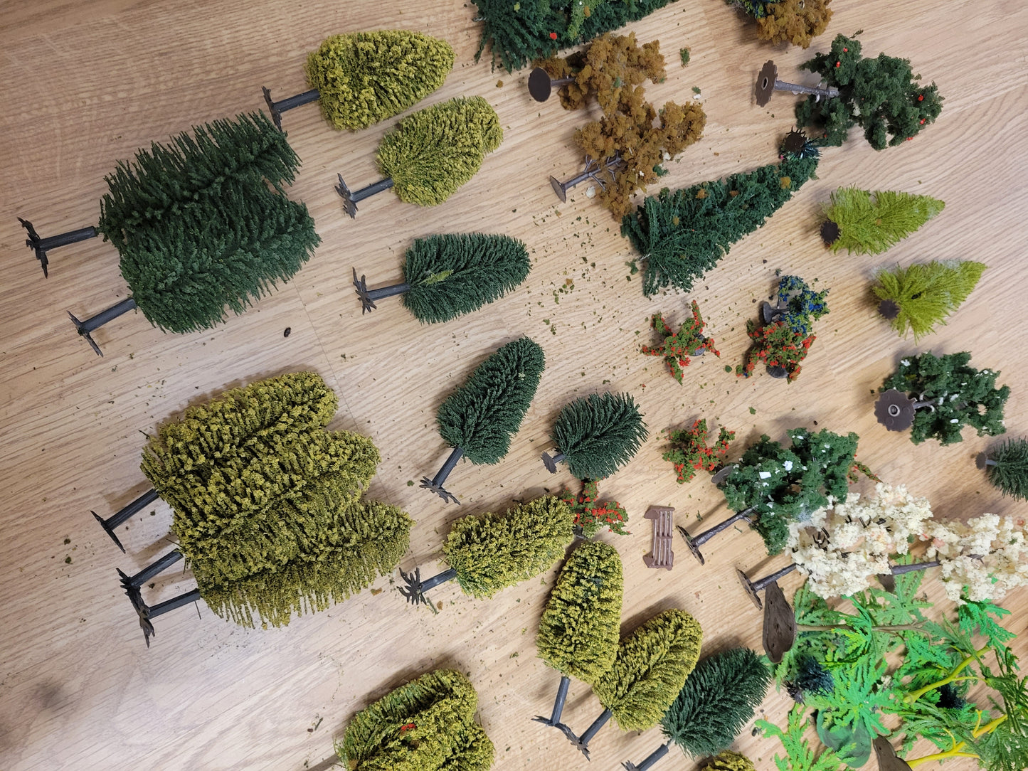 Scalextric / Model Railway 1:32 OO Gauge Trees