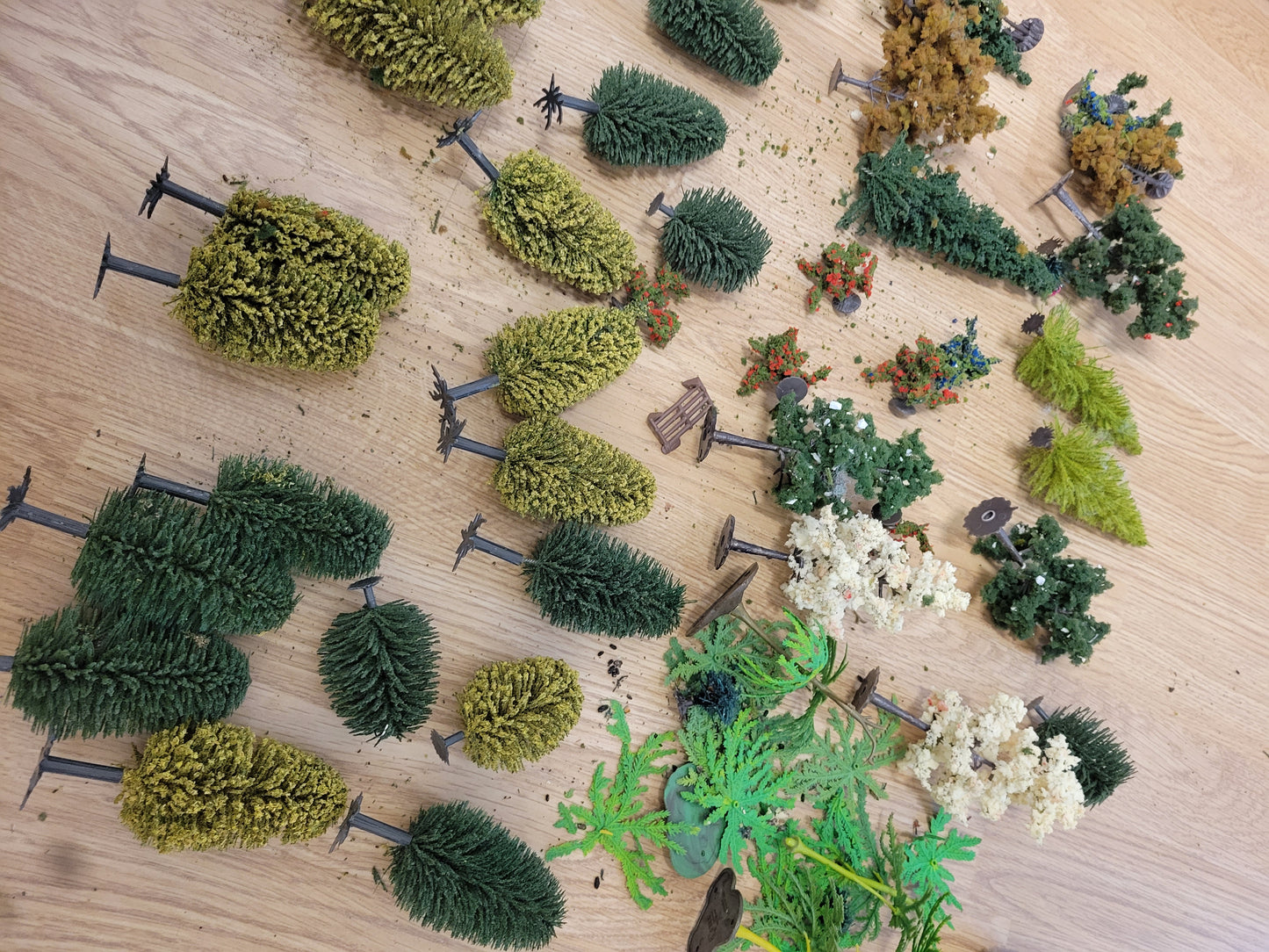 Scalextric / Model Railway 1:32 OO Gauge Trees