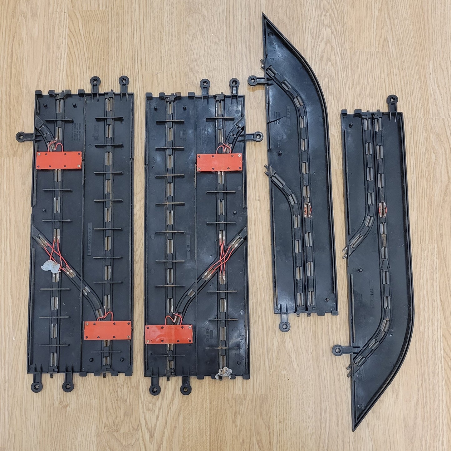 Scalextric Classic 1:32 Track - Pit Stop Lane C191 C192 C193 C194 #P