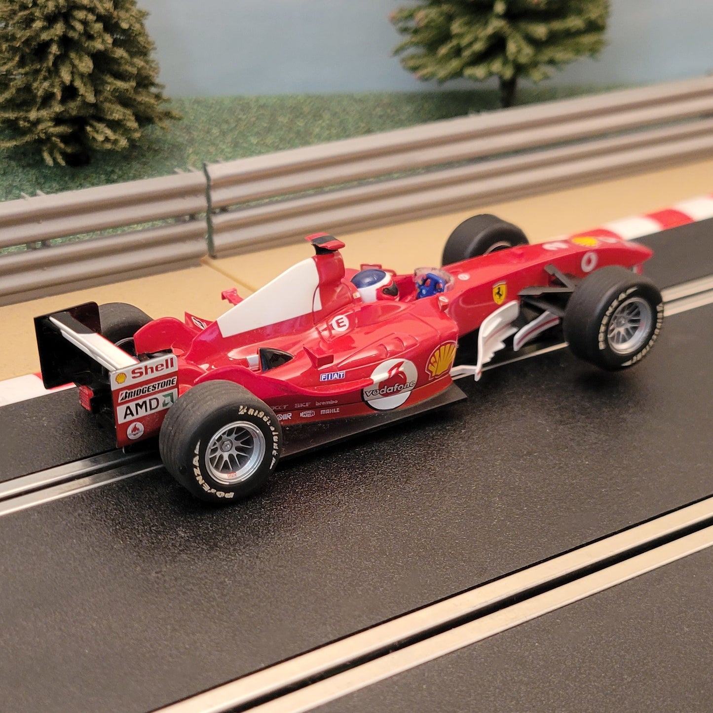 Coche Scalextric 1:32 - C2677 F1 Ferrari F2004 #2