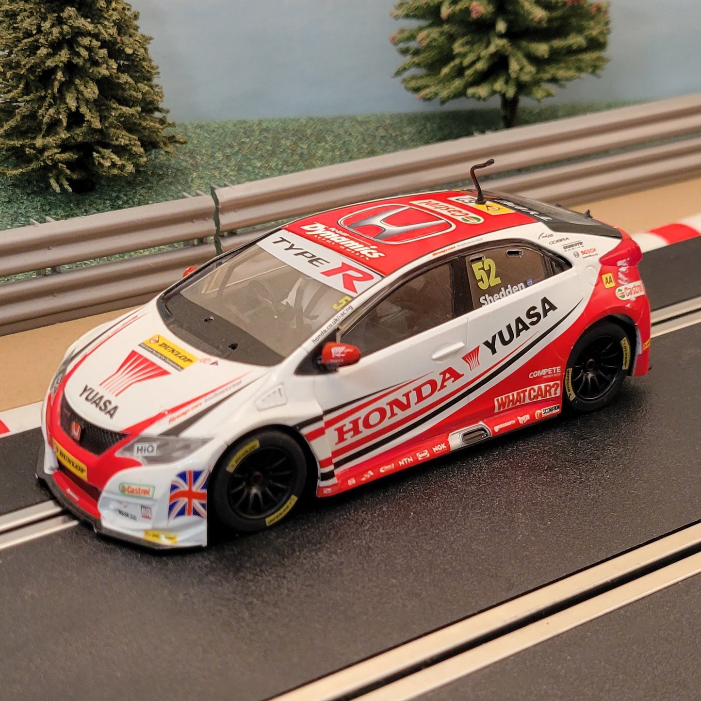 Coche Scalextric 1:32 - Honda Civic Halfords #52 Shedden