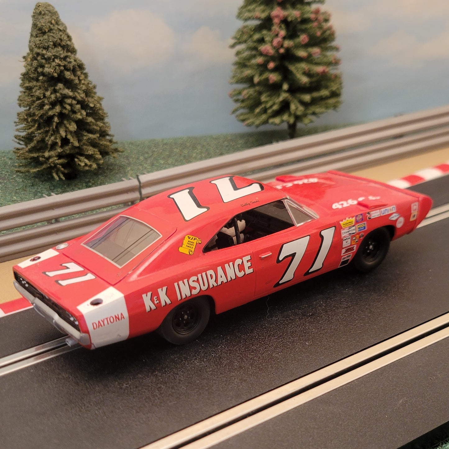 Scalextric 1:32 Car - C3423 NASCAR Dodge Charger Daytona Bobby Isaac #71