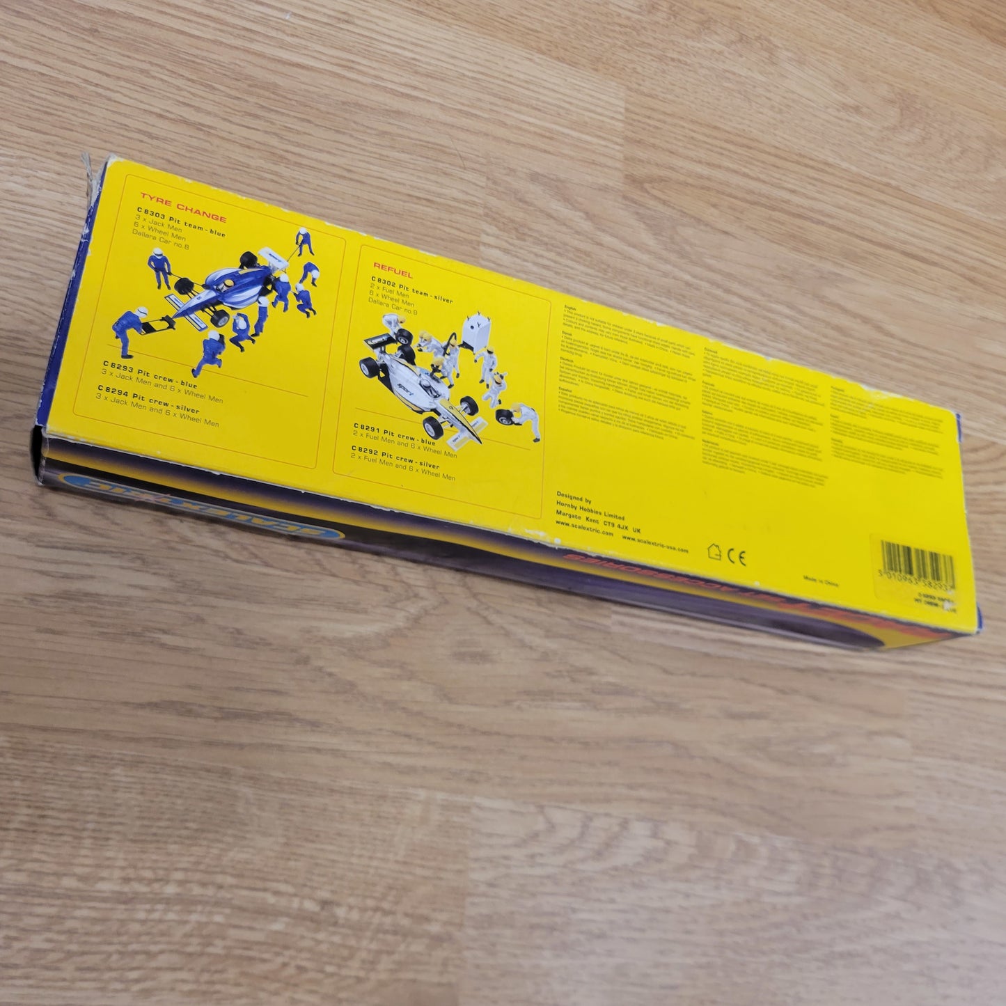 Scalextric 1:32 Pit Crew Figures Blue C8293