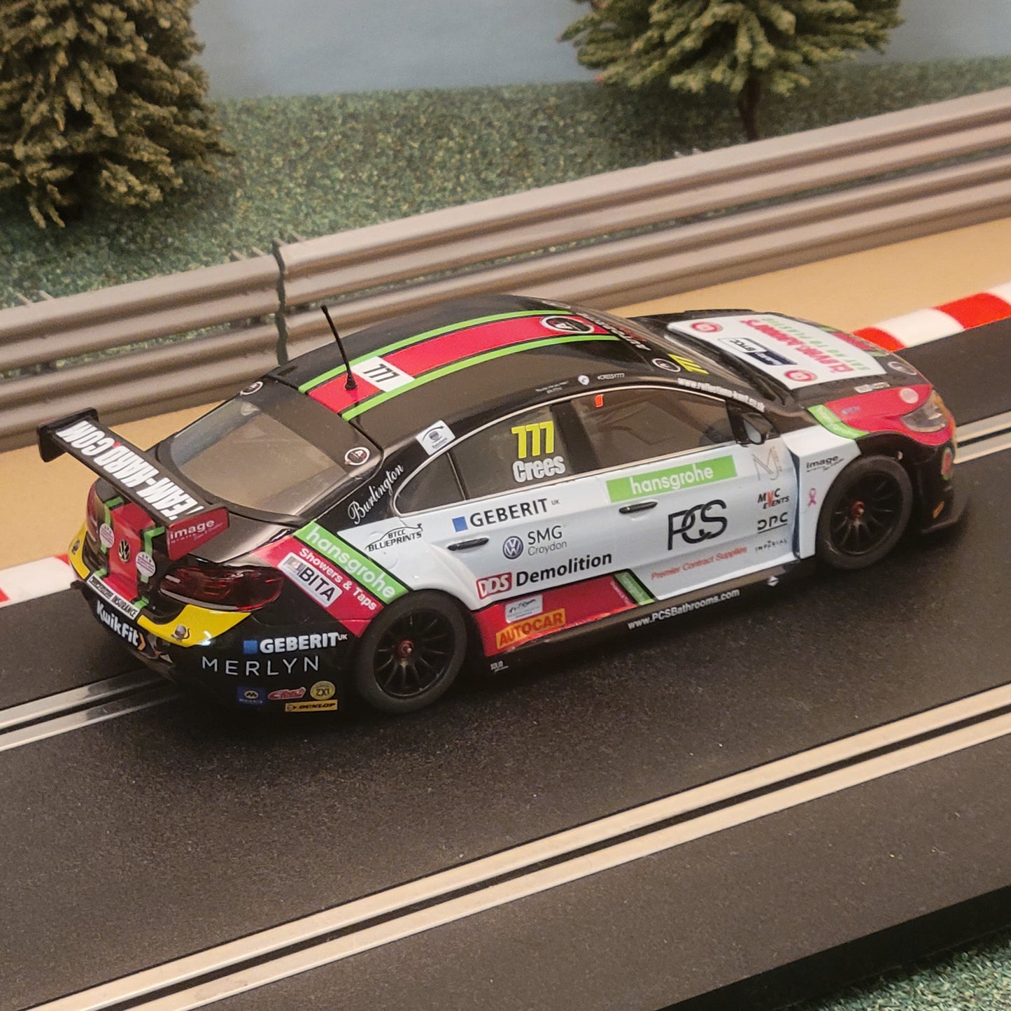 Scalextric 1:32 Car - C4174 VW Passat CC BTCC Crees *LIGHTS* #777