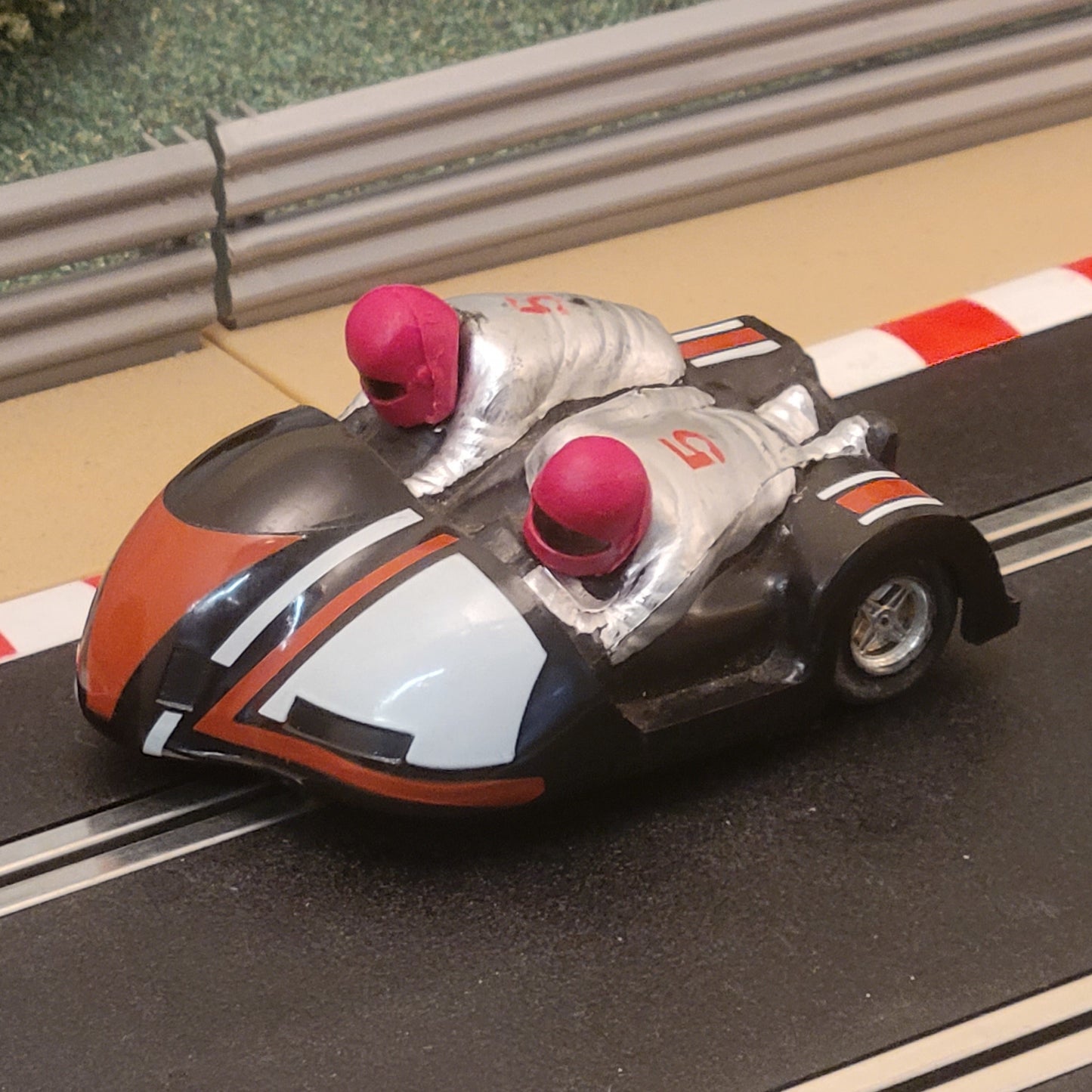 Scalextric 1:32 Moto y Sidecar - C281 Rojo y Negro #5