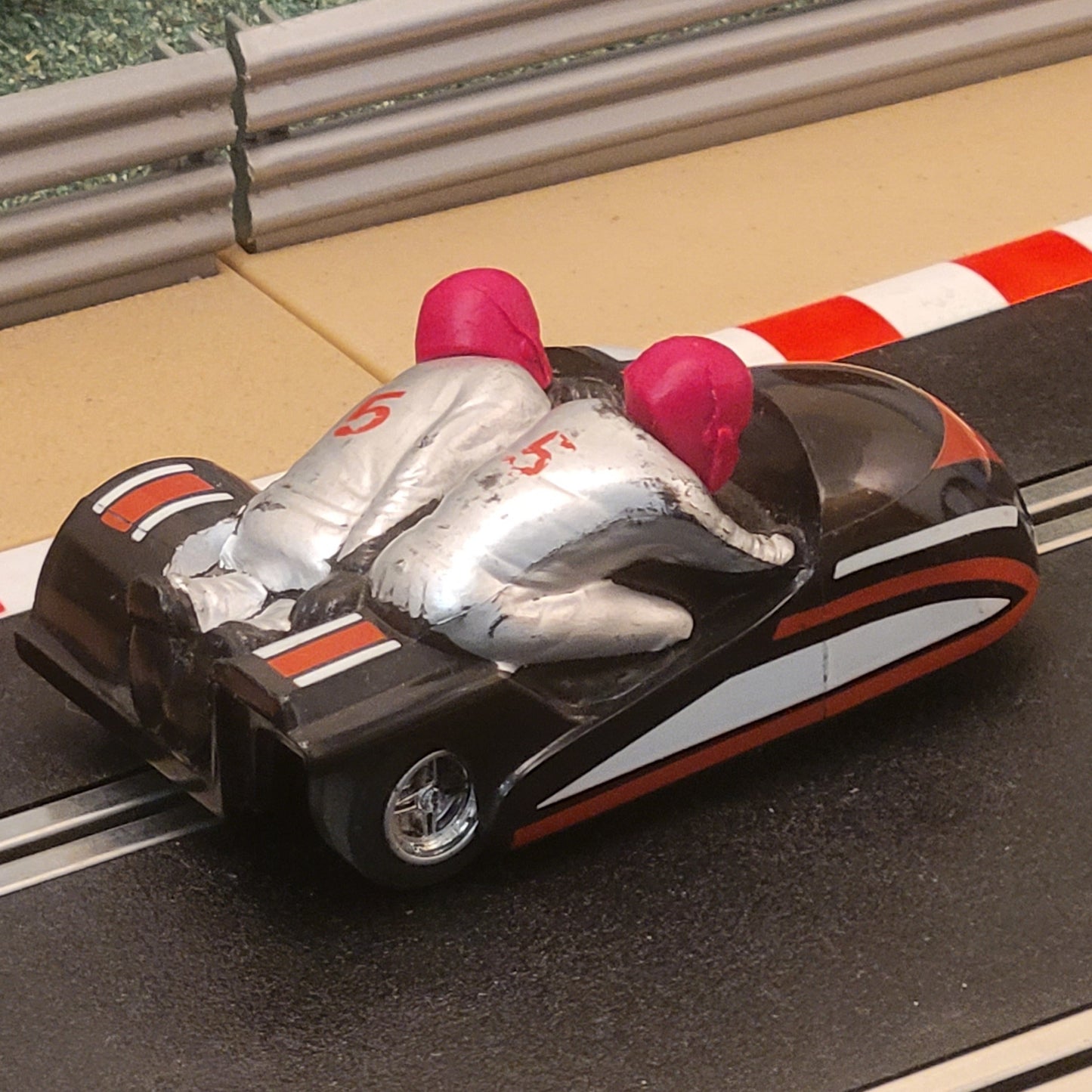 Scalextric 1:32 Moto y Sidecar - C281 Rojo y Negro #5
