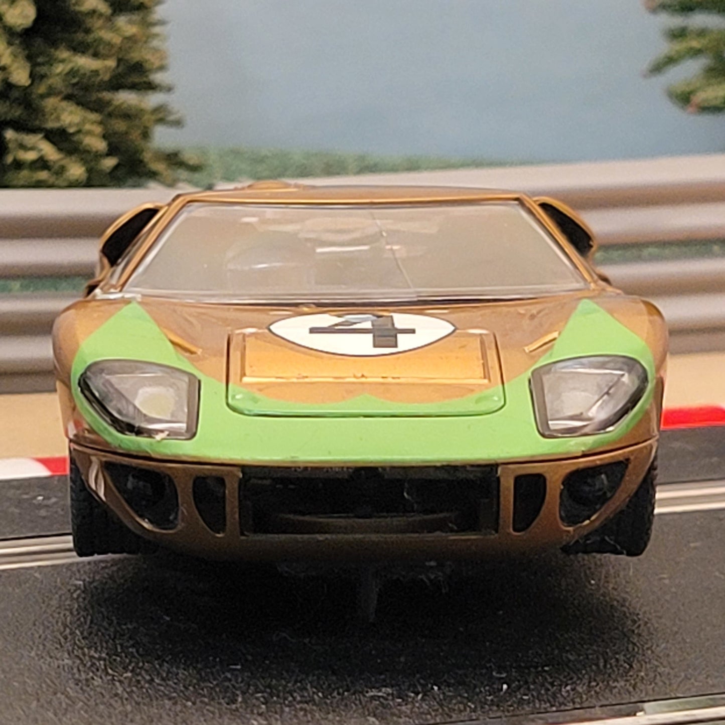 Coche Scalextric 1:32 - C3026 Ford GT40 plateado y negro *LUCES* #7