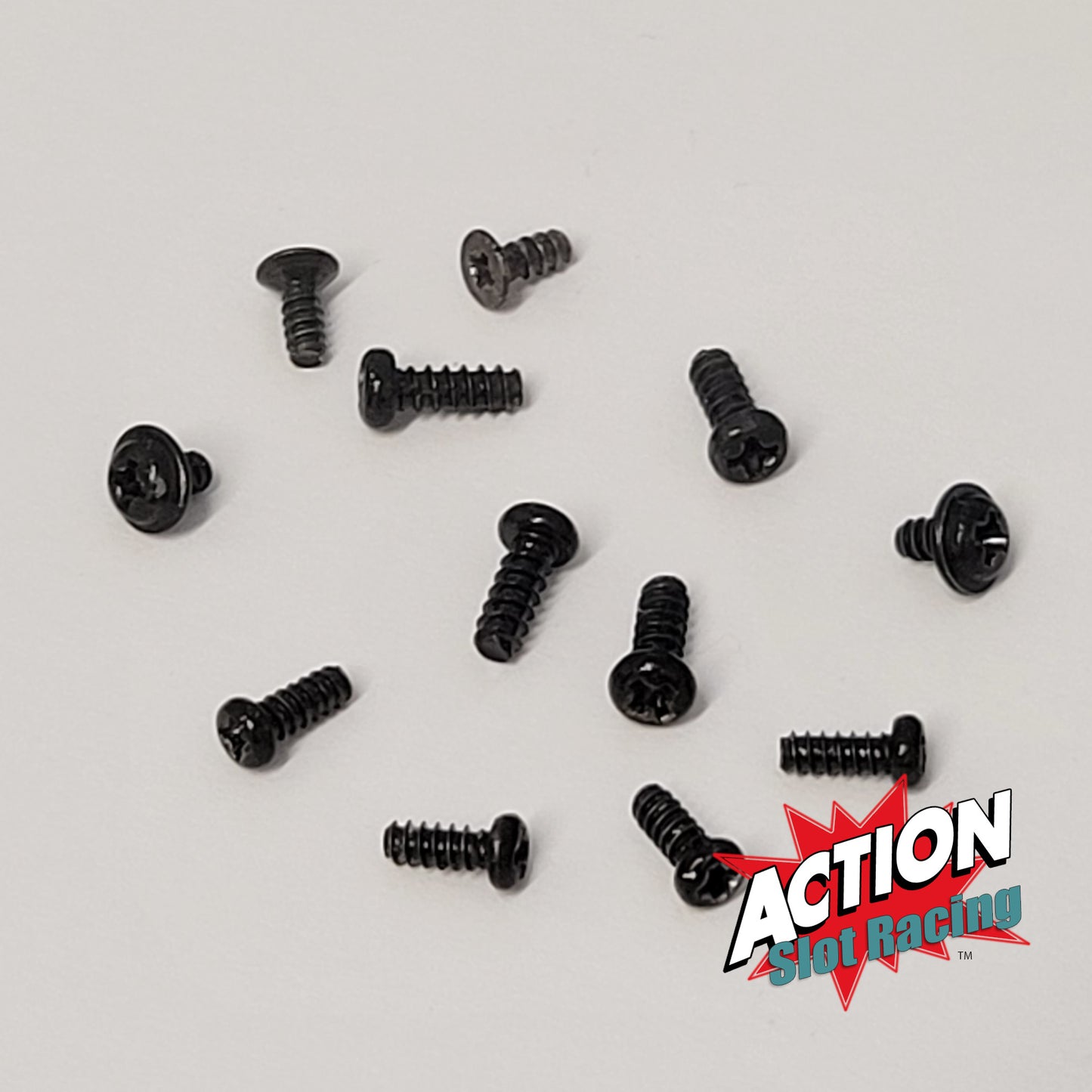 Pack Scalextric - Tornillos para carrocería de chasis de coche - 2 largos, 2 medianos y 2 avellanados