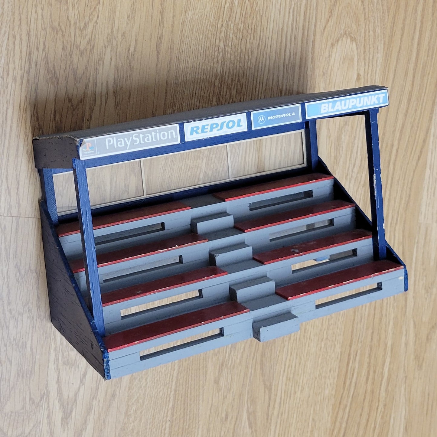 Scalextric 1:32 Building - Grandstand / Spectator Stand