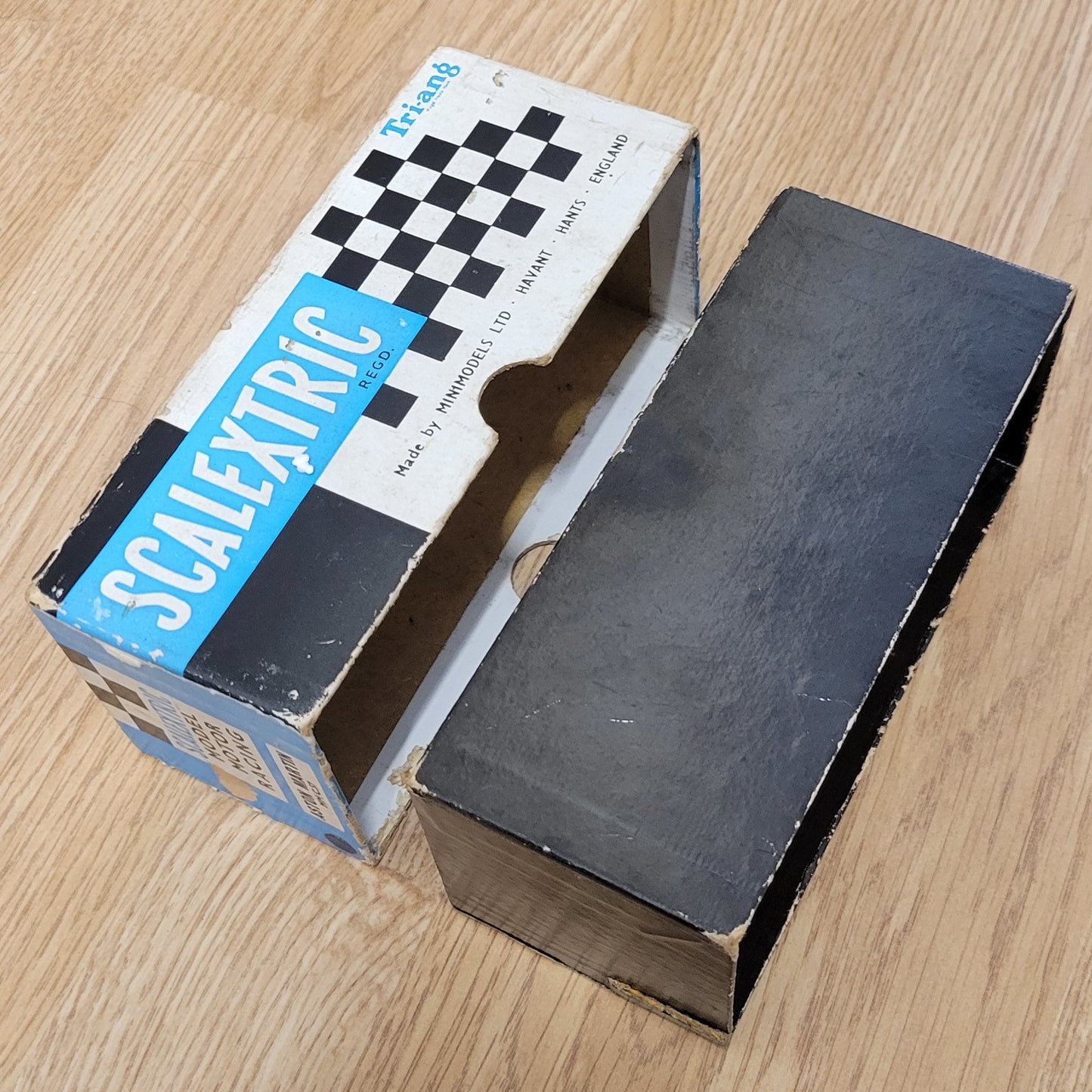 Tri-ang Scalextric Aston Martin Car MM/C.57 Empty Box