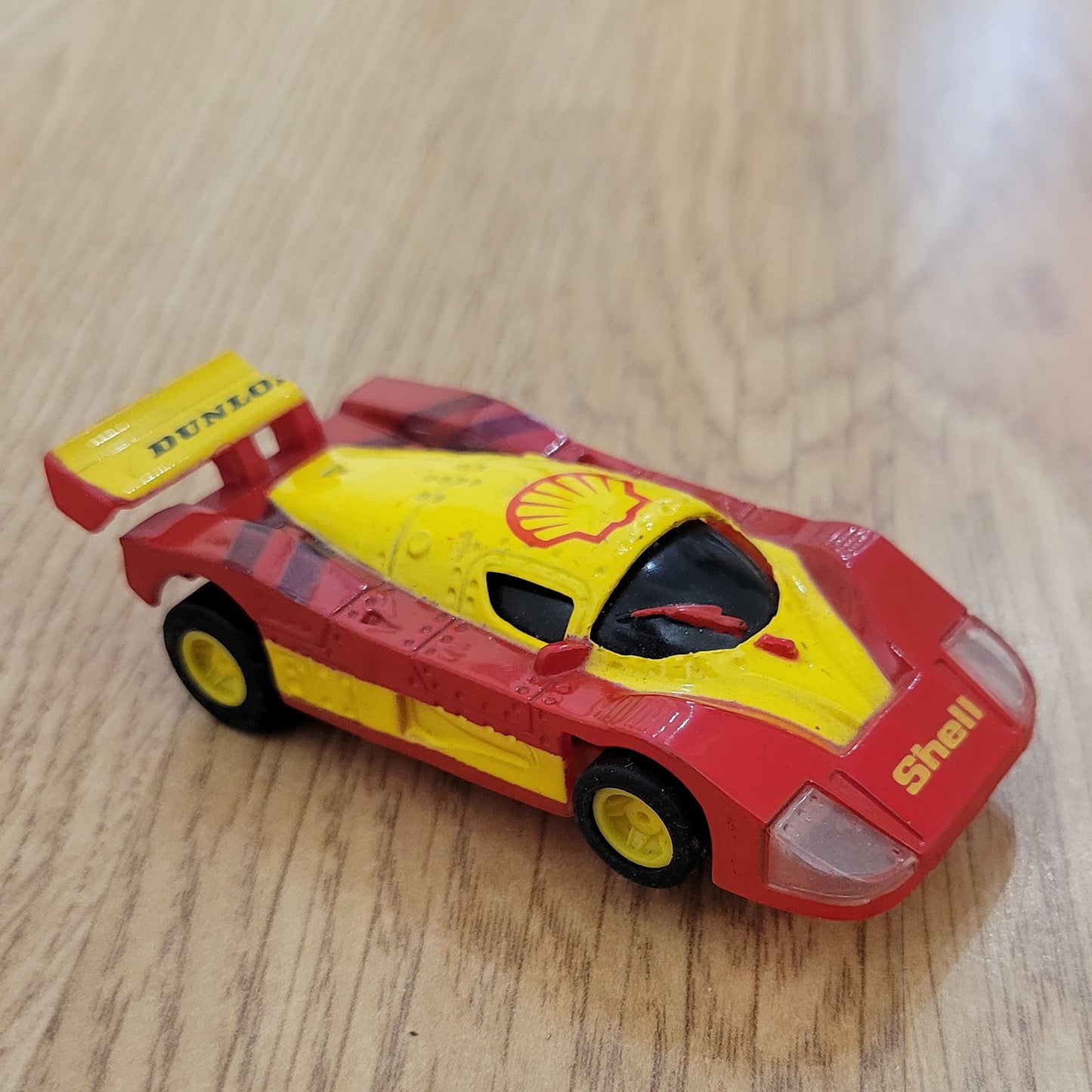 Micro Scalextric MR1 Marchon 1:64 Slot Cars - Porsche Le Mans Shell