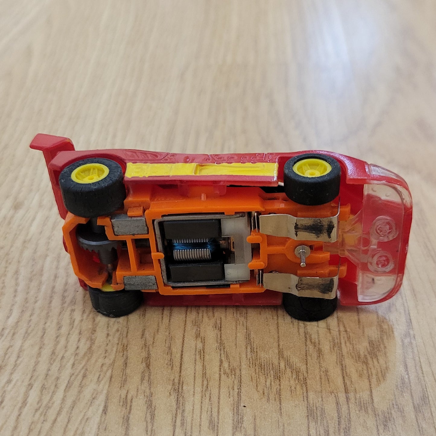 Micro Scalextric MR1 Marchon 1:64 Slot Cars - Porsche Le Mans Shell