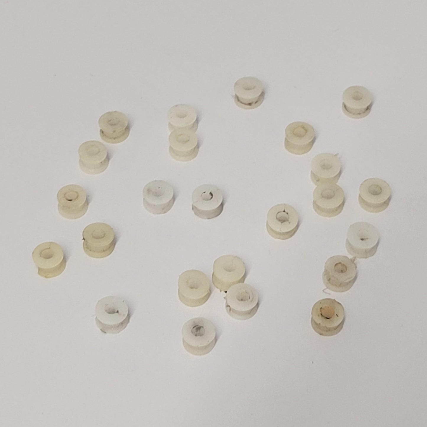 Scalextric 1:32 Car Spare Parts - Genuine Axle Bearings Bushes x 24