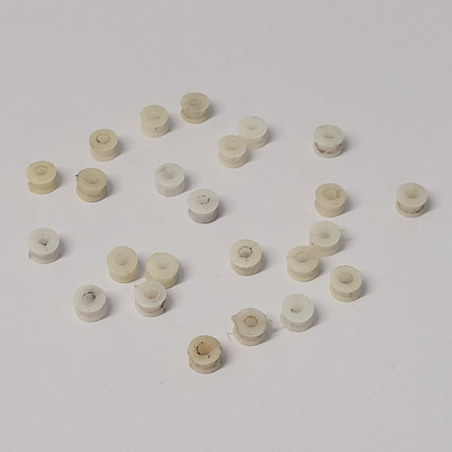 Scalextric 1:32 Car Spare Parts - Genuine Axle Bearings Bushes x 24