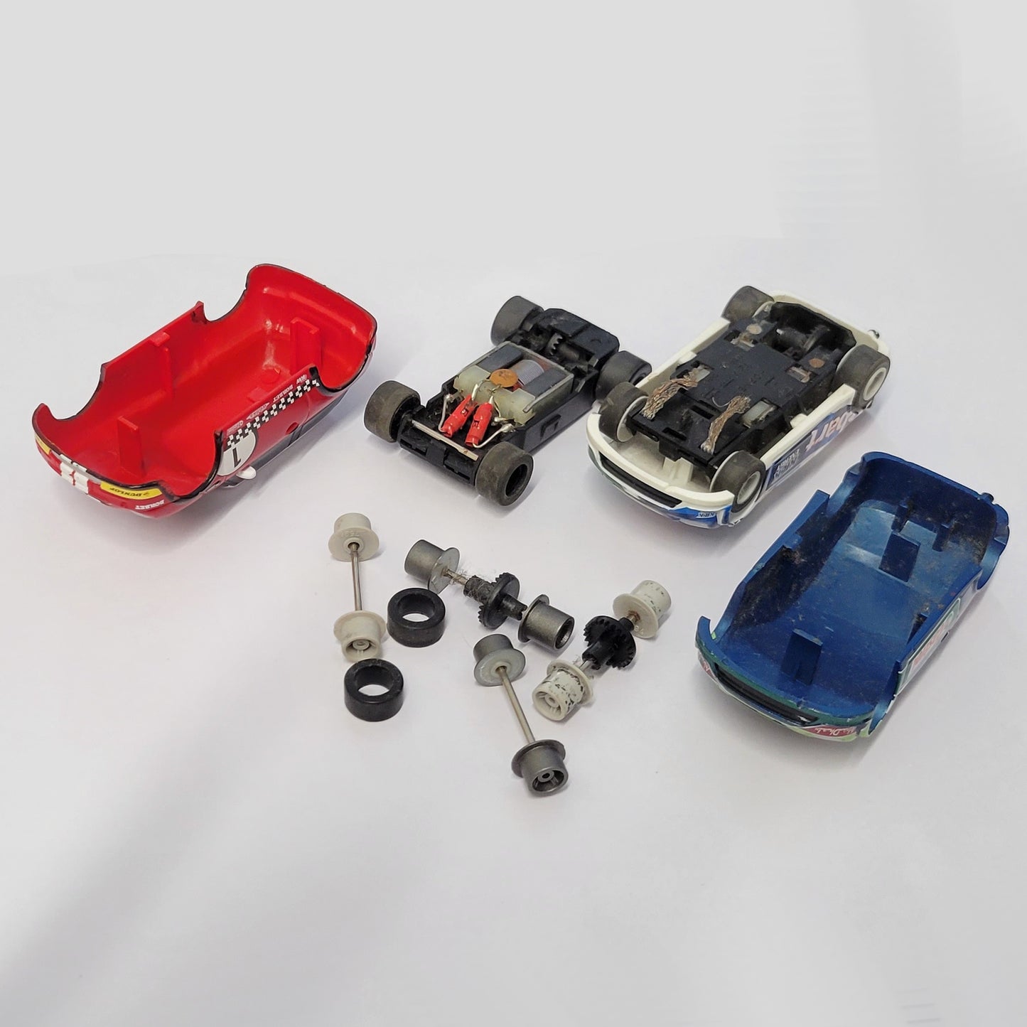Micro Scalextric 1:64 Cars - Ford Focus Stobart & Spares