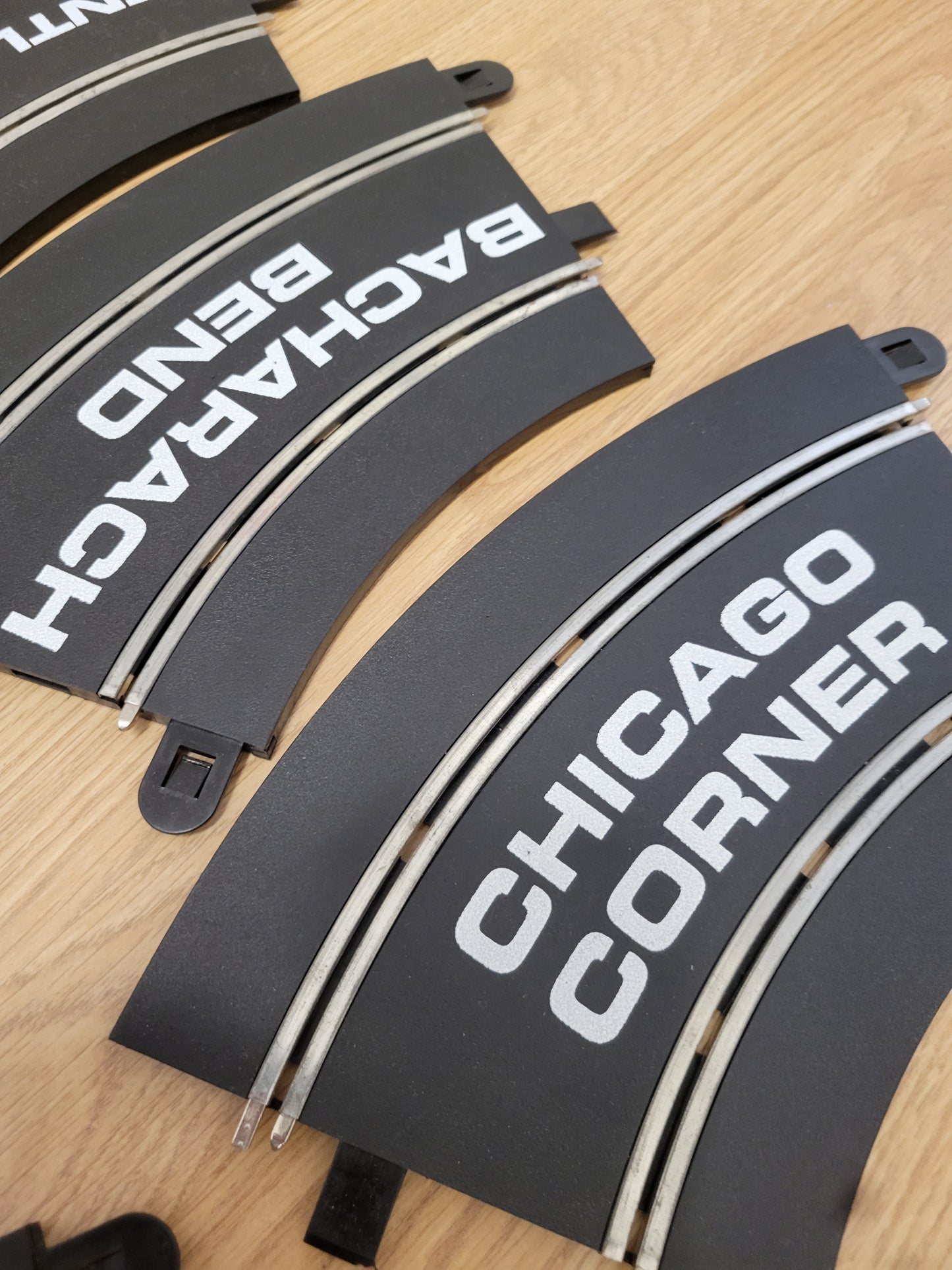 Scalextric Sport 1:32 Track - Top Gear Curves Full Set C8206 x 4, C8202 x 2 #Q