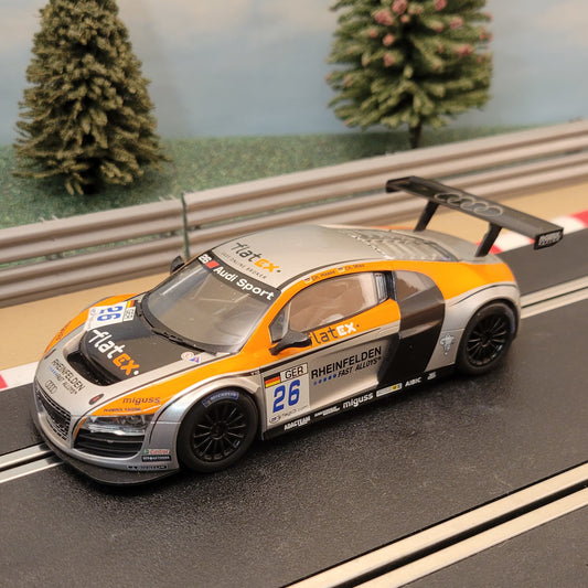Coche Scalextric 1:32 - Audi R8 GT3 FlatEX #26