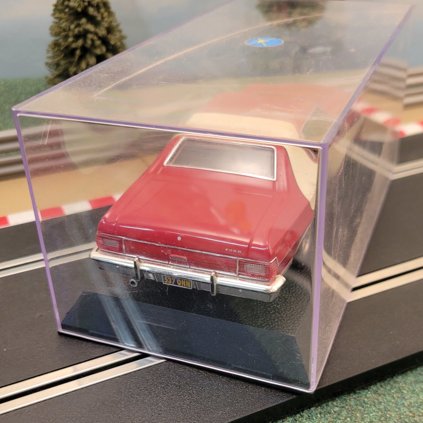 Scalextric 1:32 Car - C2553 Ford Gran Torino 1976 Starsky & Hutch *LIGHTS*