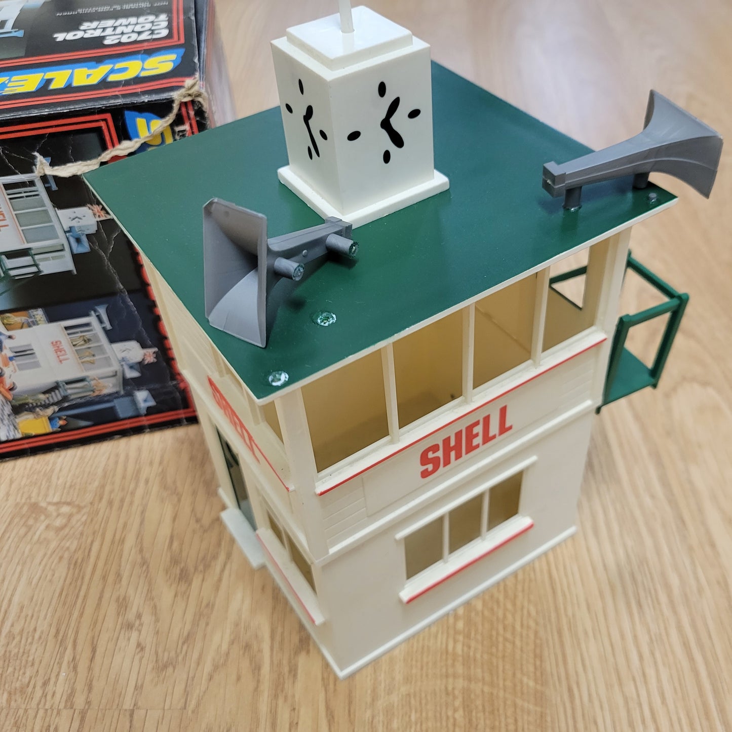 Scalextric 1:32 Building - C702 Control Tower - In Box