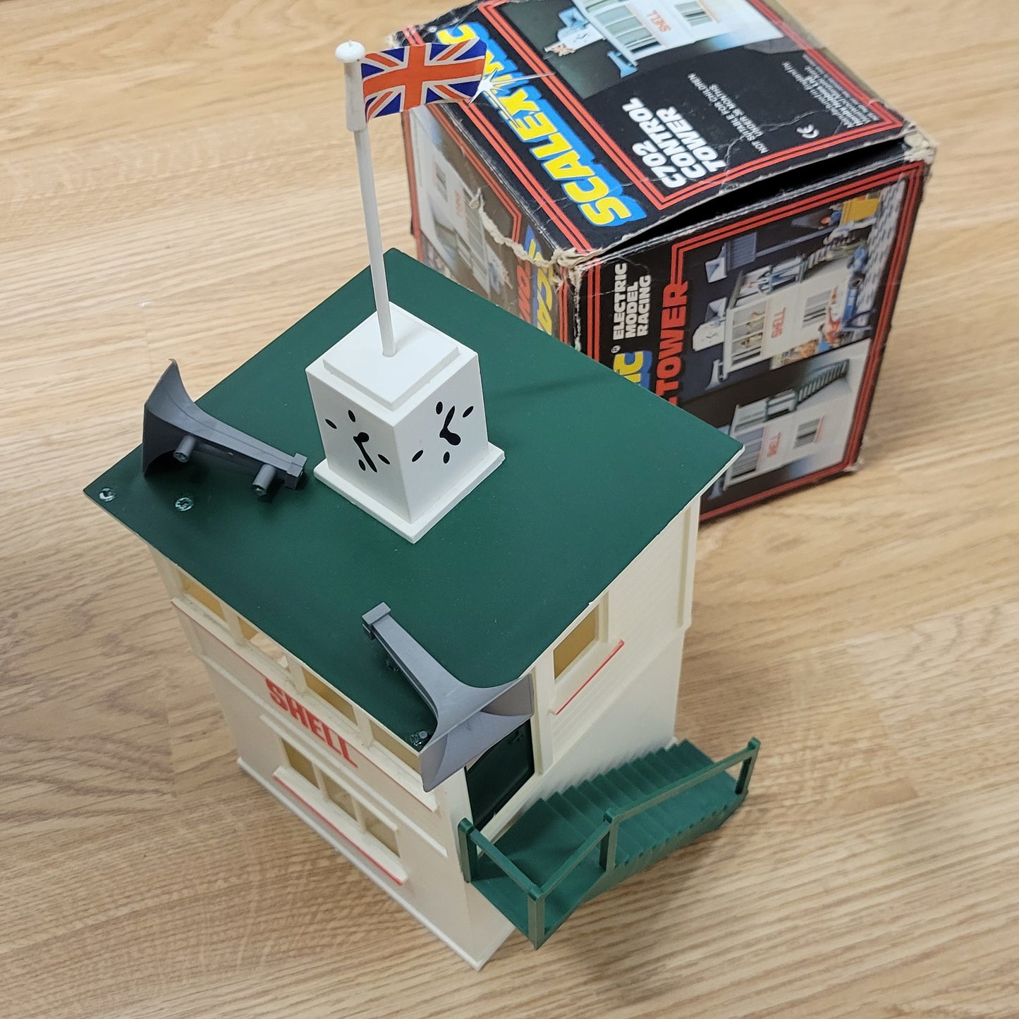 Scalextric 1:32 Building - C702 Control Tower - In Box