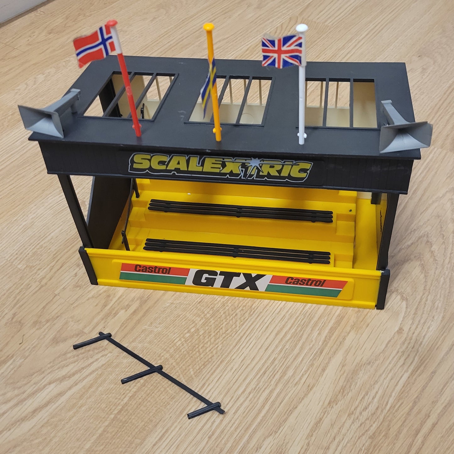Scalextric 1:32 Building - C705 Grandstand - Spectator Stand #G