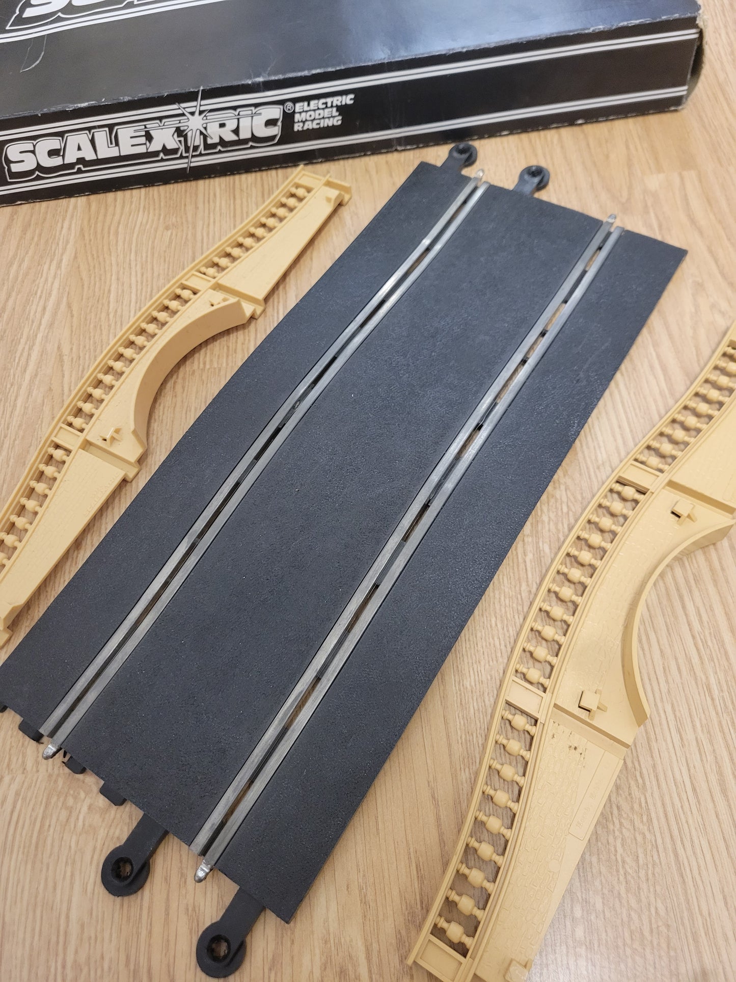 Scalextric Classic 1:32 Pista - Puente trasero jorobado C248 #A