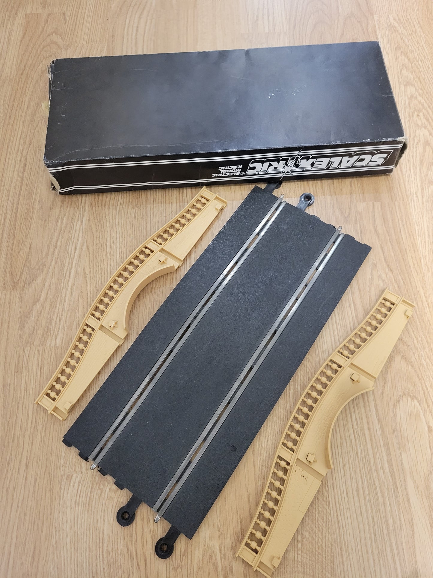 Scalextric Classic 1:32 Pista - Puente trasero jorobado C248 #A