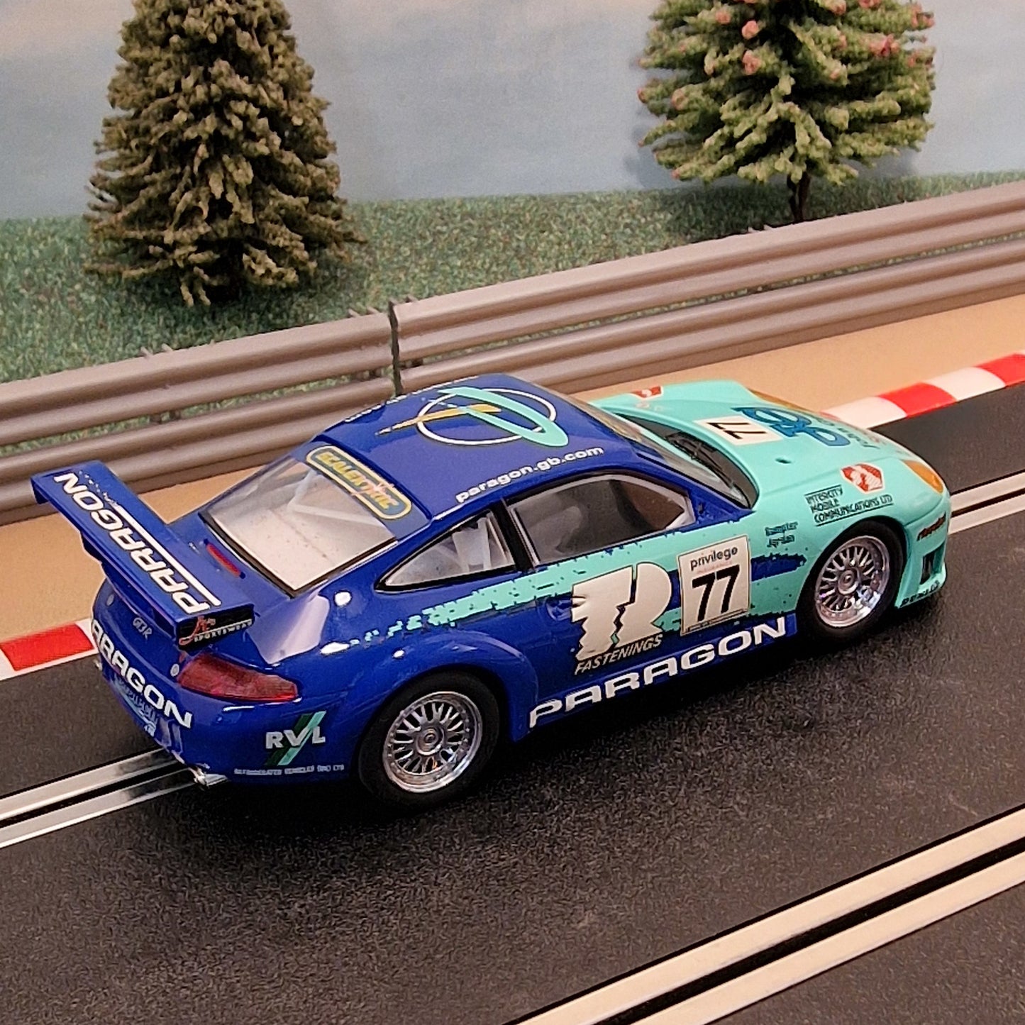 Scalextric 1:32 Car - C2274 Porsche 911 GT3R #77 John Guest Paragon *LIGHTS* #Q