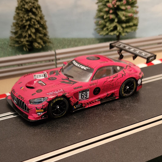 Scalextric 1:32 Car - C4451 Mercedes AMG GT3 Spa 24h #69 *LIGHTS* #Q