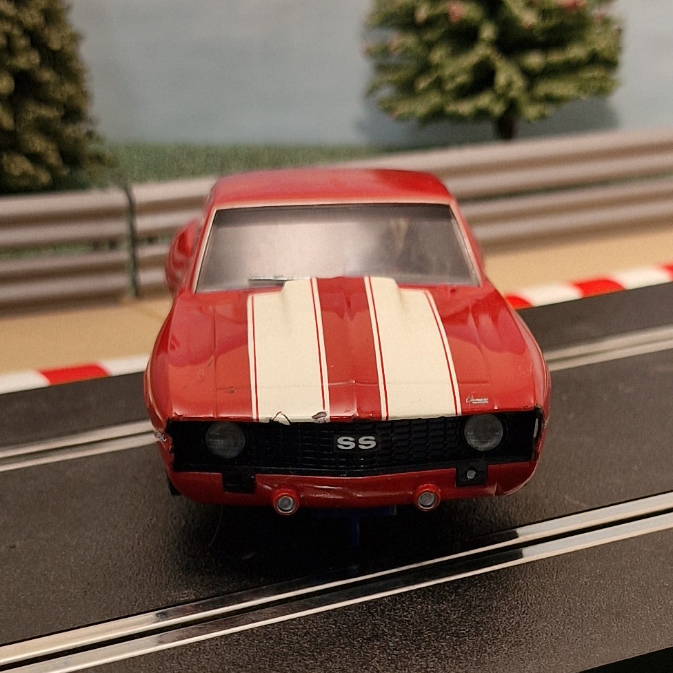 Scalextric 1:32 Car - C2573 Chevrolet Camaro 'SS' Street Car *LIGHTS*