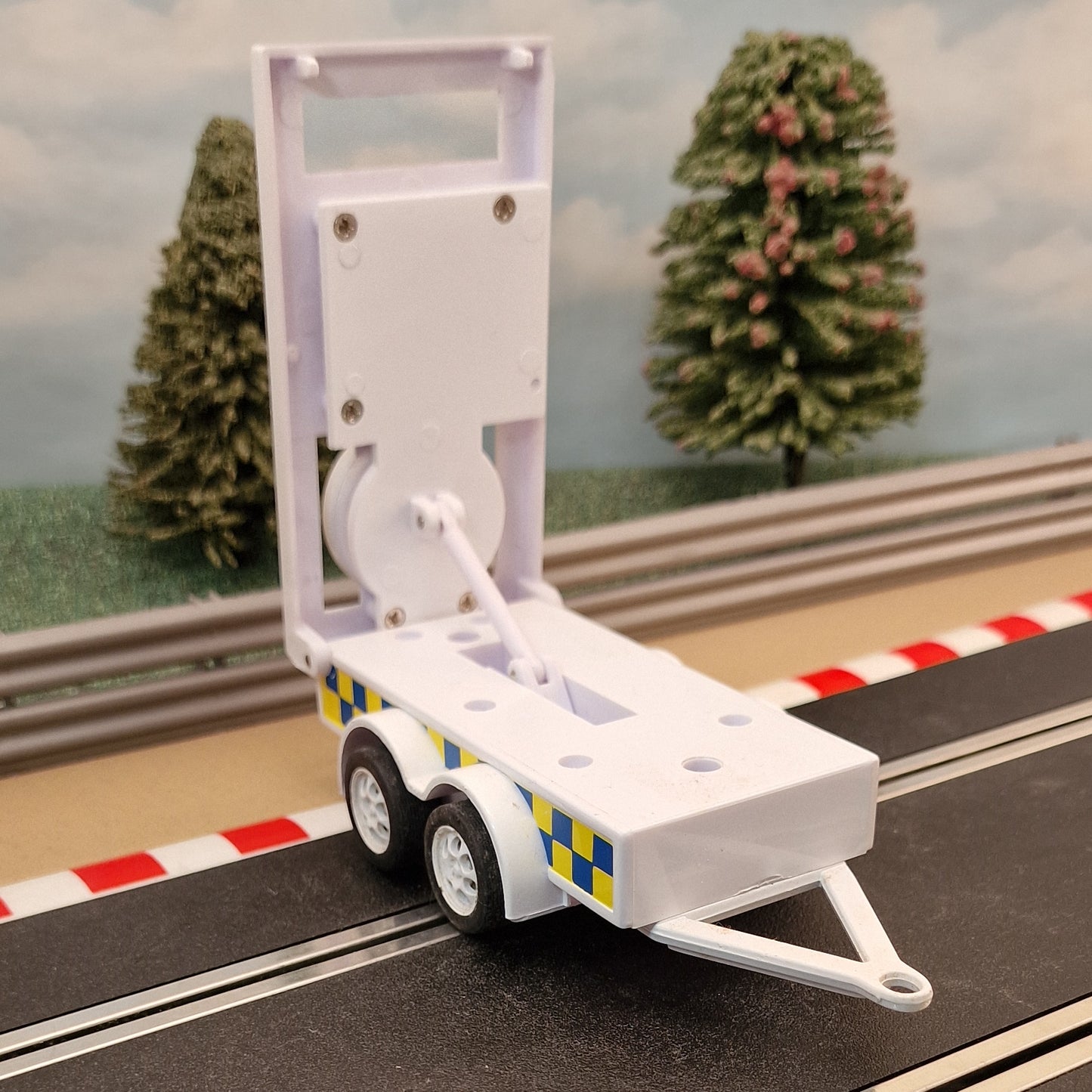 Coche Scalextric 1:32 - C3358 James Bond 007 Range Rover Negro