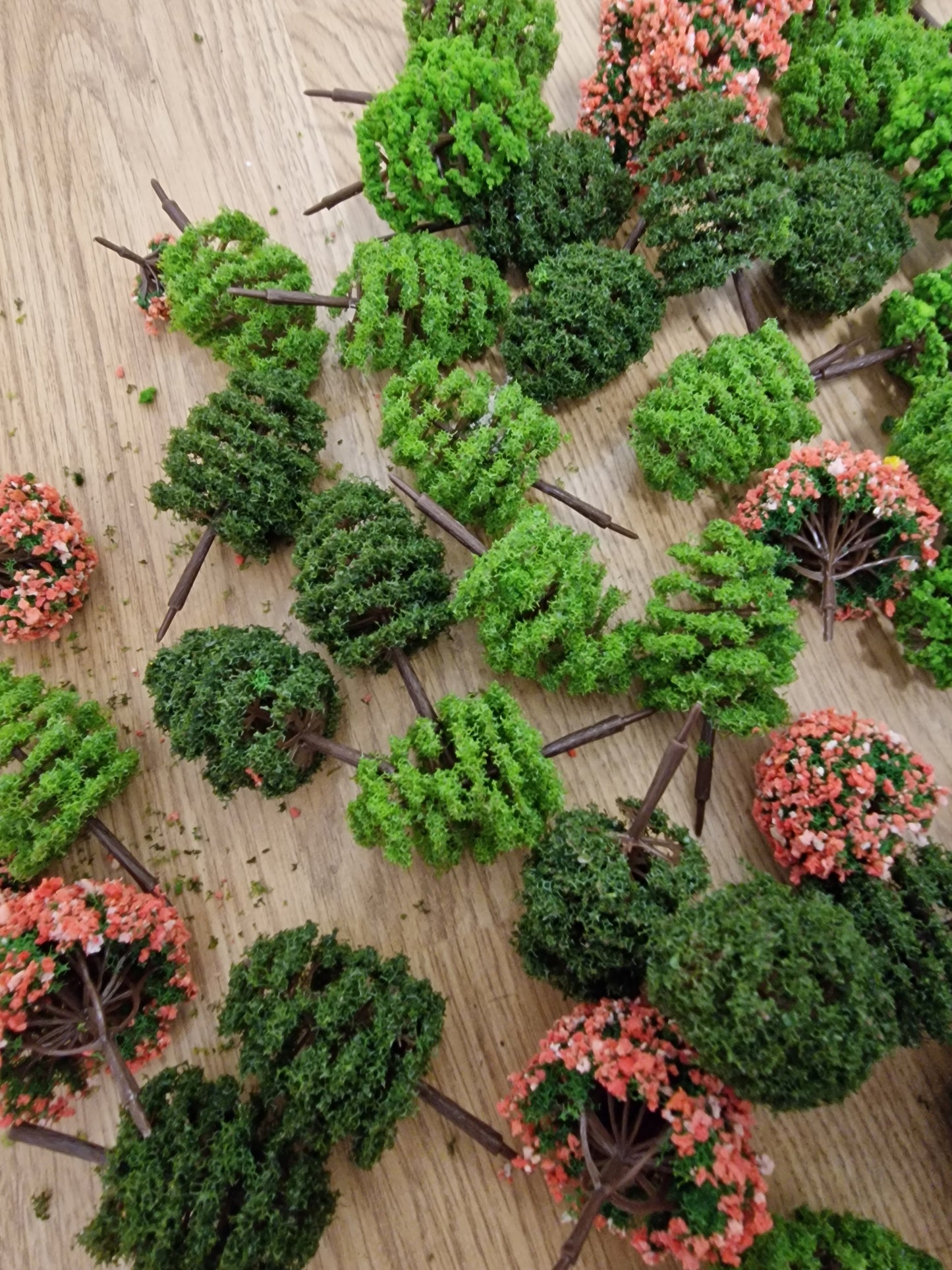 Scalextric / Model Railway 1:32 OO Gauge Trees - Action Slot Racing