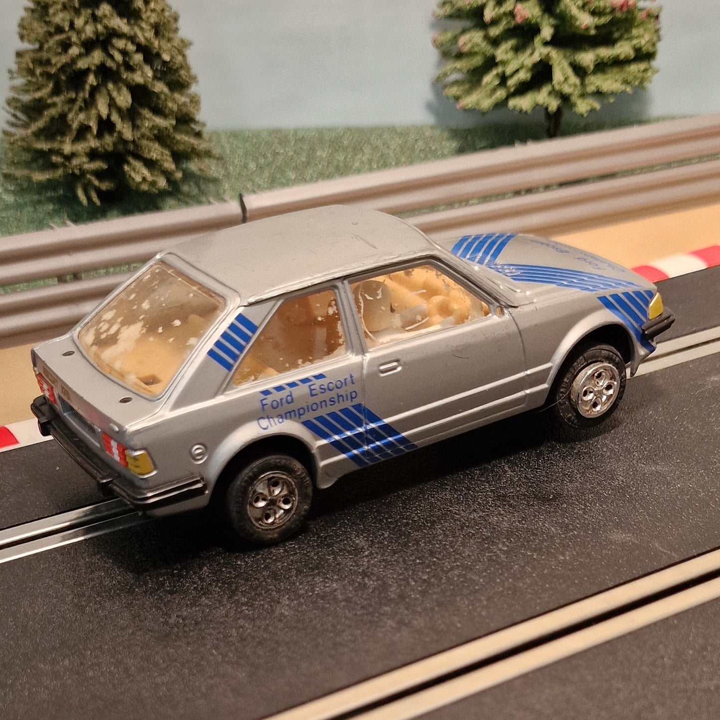 Scalextric 1:32 Car - C342 XR3i Silver Ford Escort Championship
