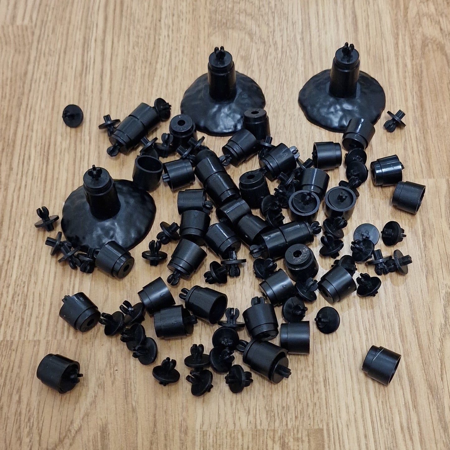 Micro Scalextric / My First Scalextric 1:64 Track Bridge Supports Black #C