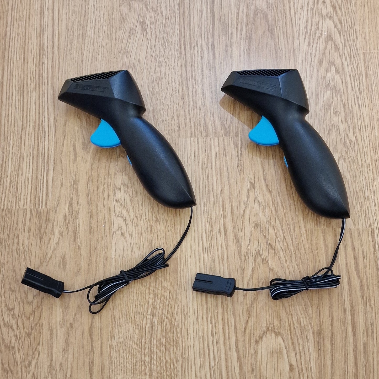 Scalextric C8440 Pair Speed Limiting Adjustable Hand Controllers Throttles BLUE